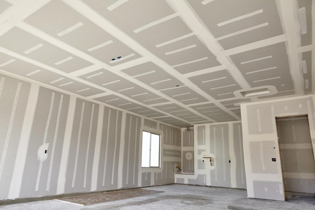 homeguide-room-with-tape-mud-drywall-ready-for-finishing